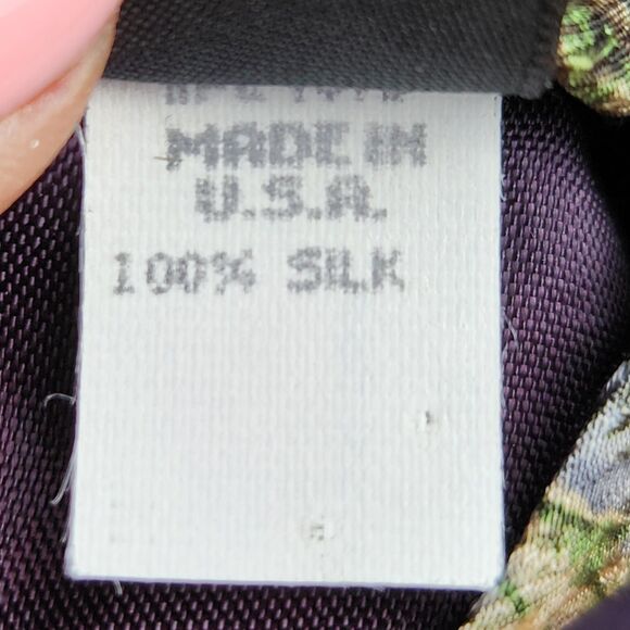 Vtg Endangered Species Tie Eagles Silk Nature Outdoors Career Business Casual - Picture 7 of 9